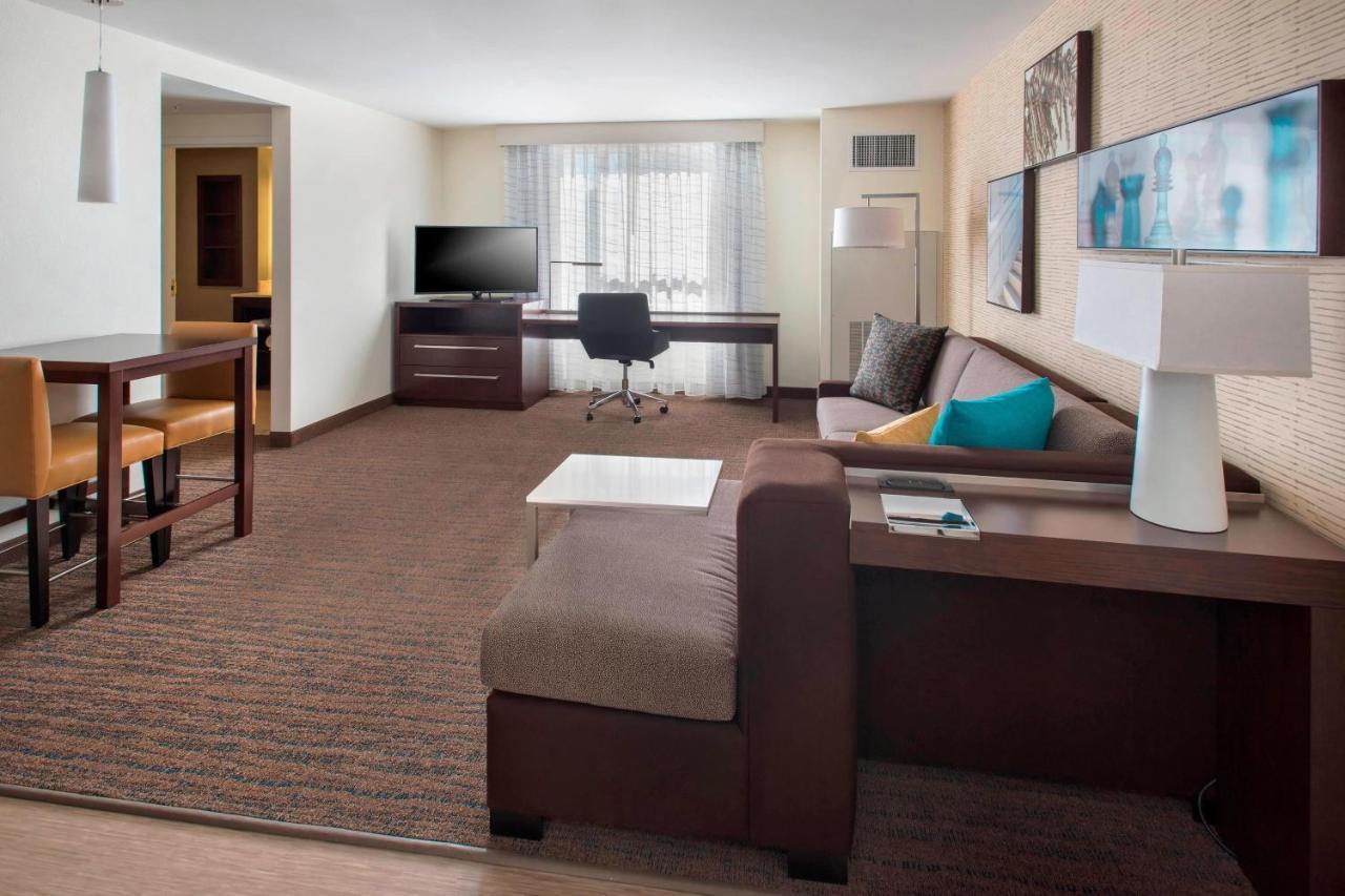 Residence Inn By Marriott Boston Bridgewater Raynham Exterior photo
