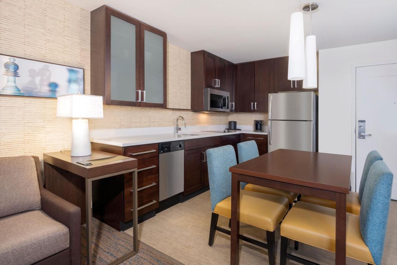 Residence Inn By Marriott Boston Bridgewater Raynham Exterior photo
