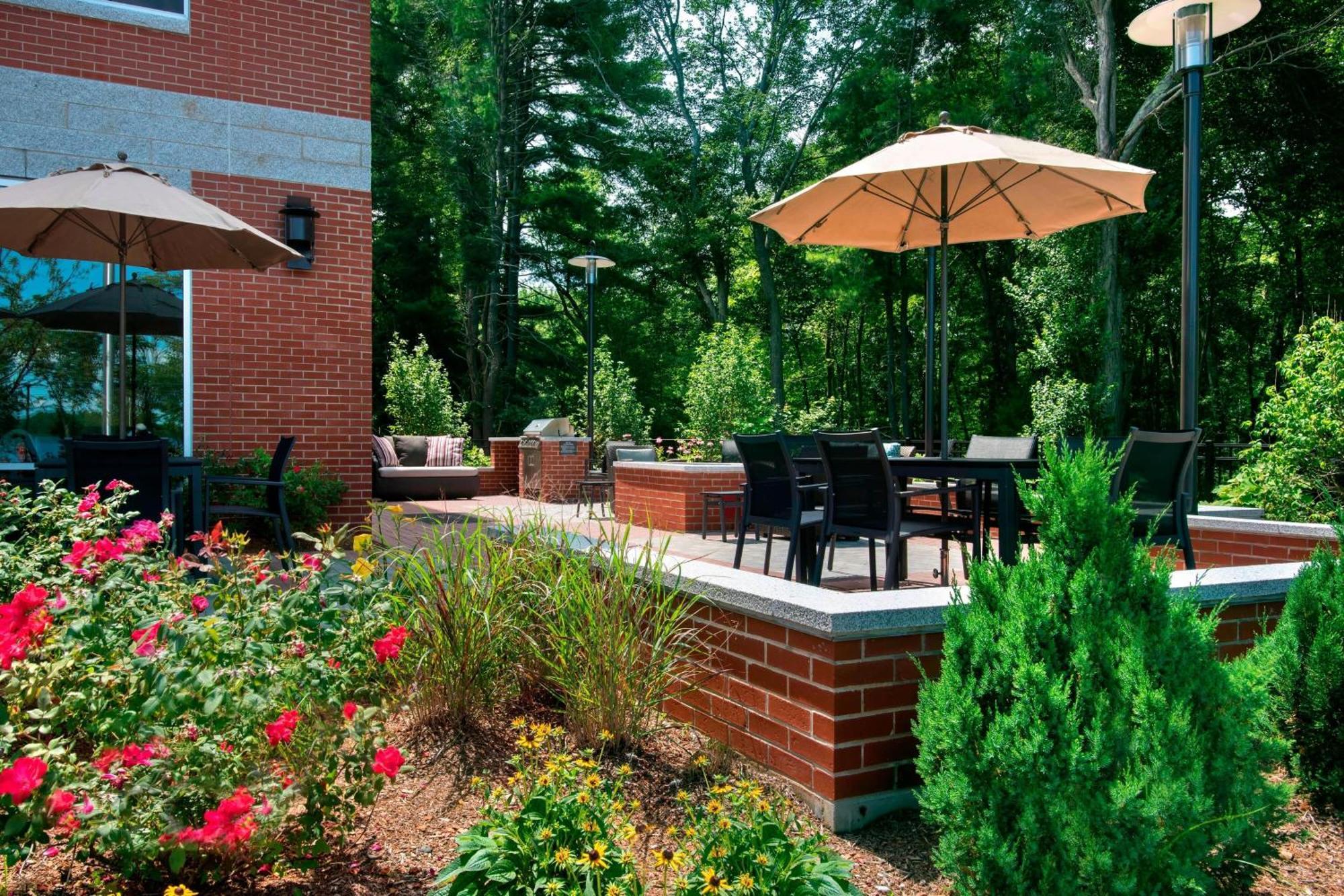 Residence Inn By Marriott Boston Bridgewater Raynham Exterior photo