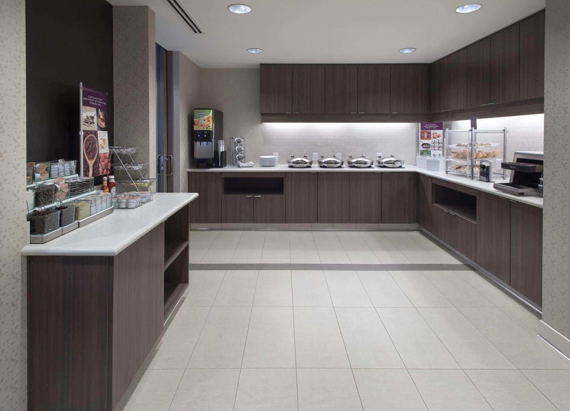 Residence Inn By Marriott Boston Bridgewater Raynham Exterior photo