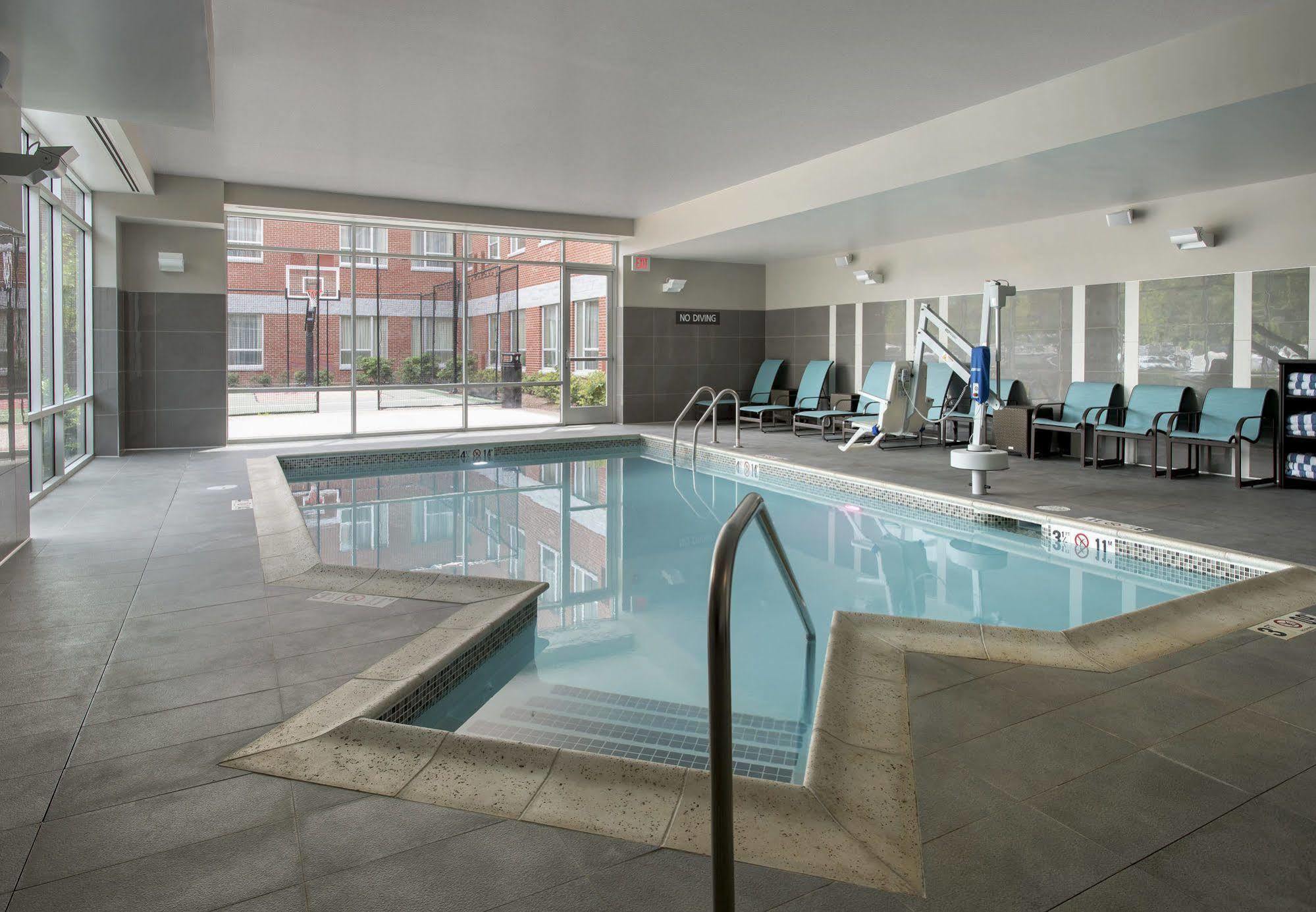 Residence Inn By Marriott Boston Bridgewater Raynham Exterior photo