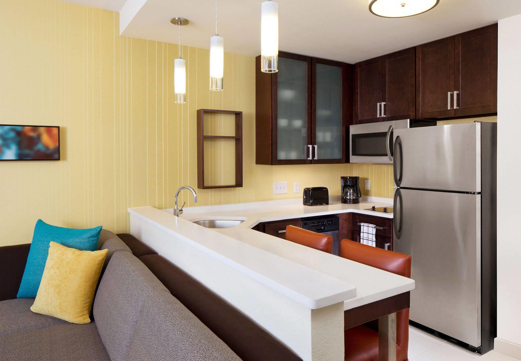 Residence Inn By Marriott Boston Bridgewater Raynham Exterior photo