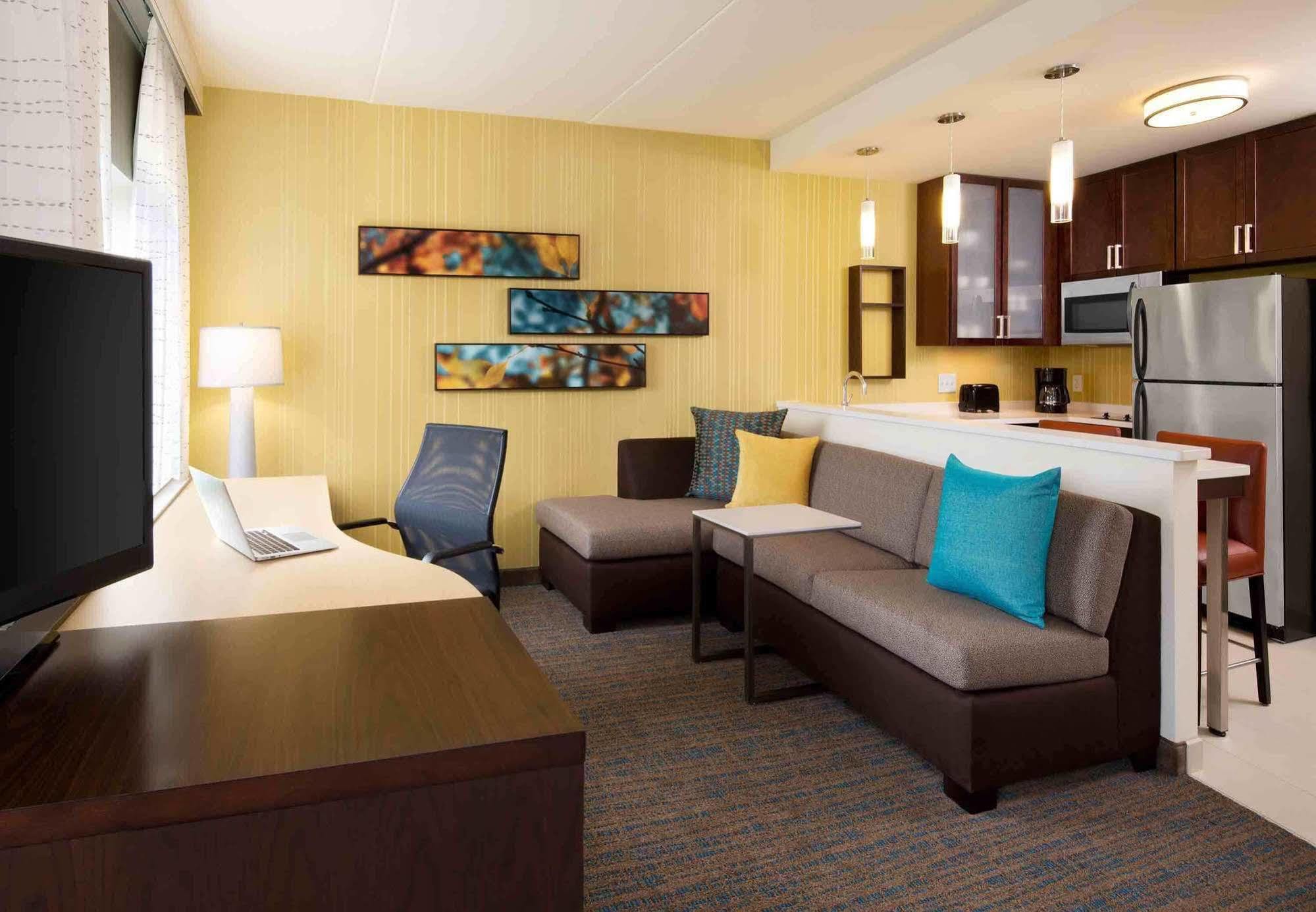 Residence Inn By Marriott Boston Bridgewater Raynham Exterior photo